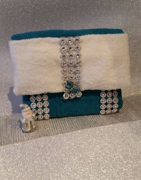 Preview: Handtuch Handtasche mit Inhalt